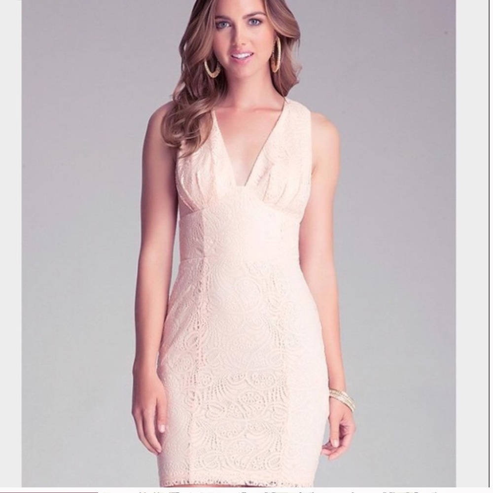 New Deep V Lace Dress Size 8
